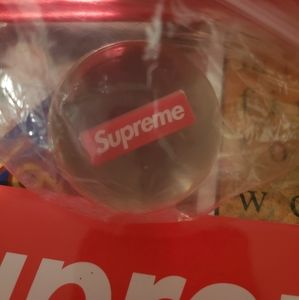 SUPREME FW18' box logo bouncy ball collectible
